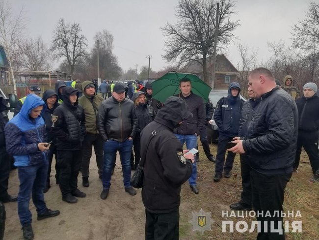 На Київщині зник 2-річний хлопчик, до пошуку залучено аеророзвідку 03