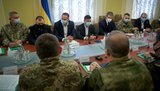 Зеленский поручил разработать "глобальный план" по решению проблем ветеранов и семей погибших военных. ФОТО