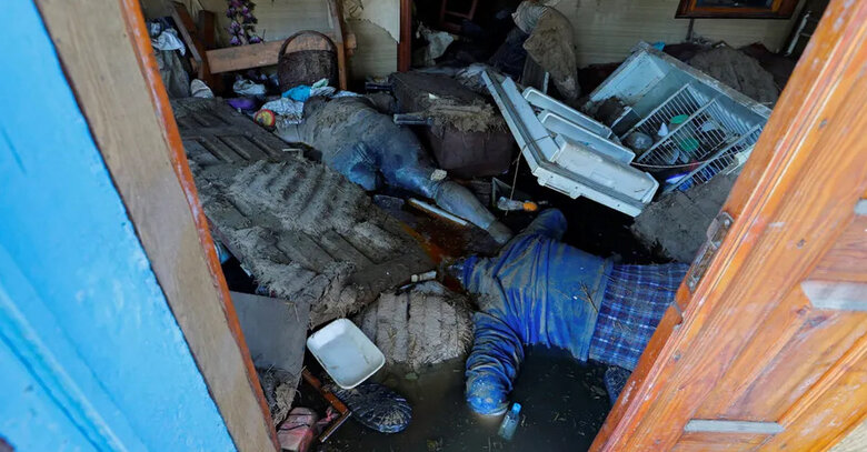 Reuters опублікувало фото з тілами загиблих під час затоплення окупованої Голої Пристані на Херсонщині (18+) 06