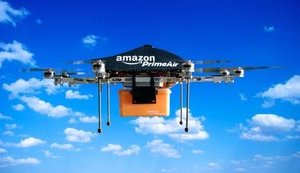 Amazon получила патент на систему слежки за людьми с помощью дронов-курьеров