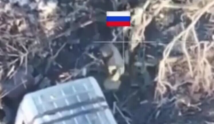 Снайпер поцілив в окупанта під час бою у Часовому Яру. ВIДЕО