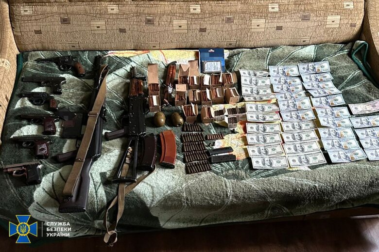 У Дніпрі затримали 5 організаторів схеми ухилення від мобілізації