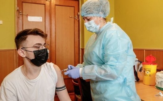 Vaccination rates should be increased, most Ukrainians should be vaccinated by Independence Day – Zelenskyi