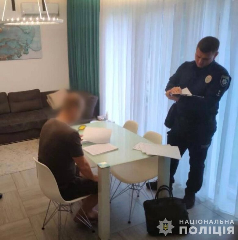 СБУ та Нацполіція викрили розкрадання коштів у Дніпровській міськраді