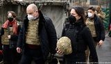 Бербок вирушила на лінію розмежування на Донбасі. ФОТО