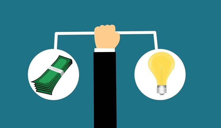 Найбільші державні монополії готують різке підвищення тарифів. Чи можна цьому запобігти?