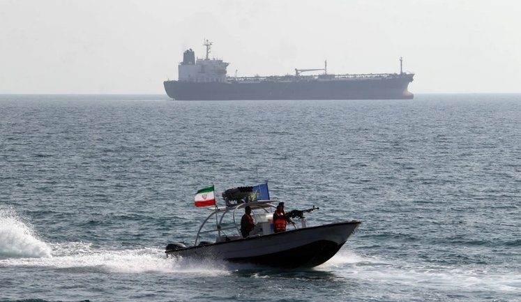 Іран планує запровадити "мита безпеки" для танкерів у Перській затоці, ‒ CNN