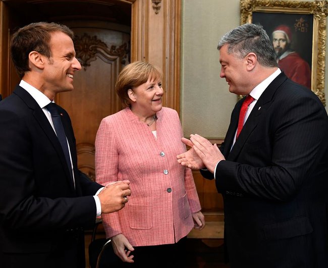 Благодарю всех, кто был рядом, - Порошенко опубликовал подборку фотографий за 2018 год 01 Благодарю всех, кто был рядом, - Порошенко опубликовал подборку фотографий за 2018 год 01