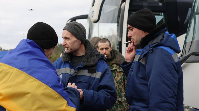 Ukraine and Russia exchanged prisoners on 6 March