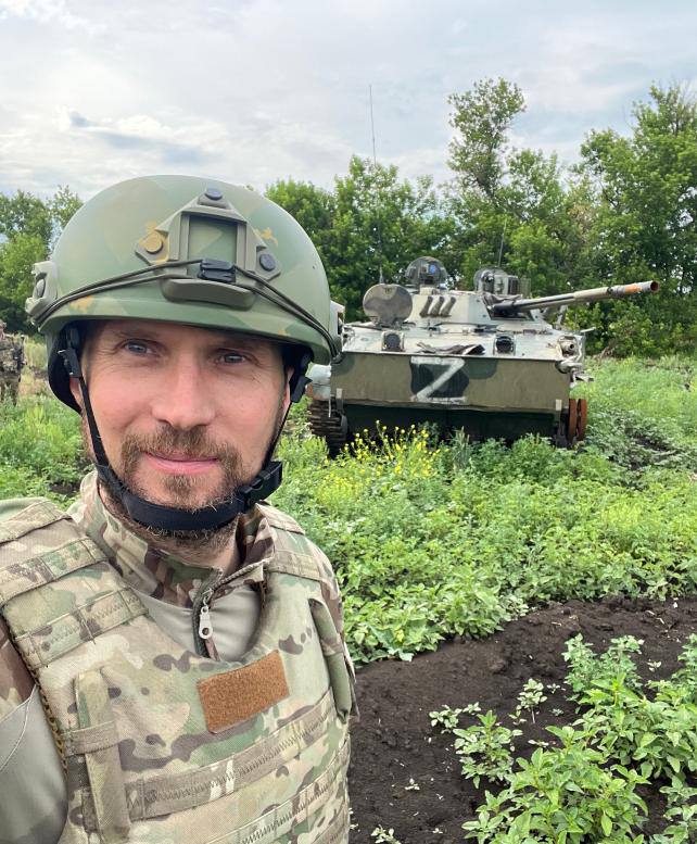 Дві новітні російські БМП-3 захопили воїни 98-го батальйону тероборони 01