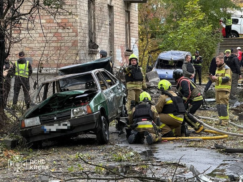 Вибухи у Києві 15 жовтня: місто під атакою реактивних БпЛА