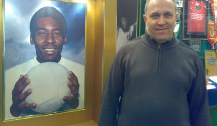 "Три дня не давали ни воды, ни еды. Били, в рот дуло автомата совали", - террористы "ЛНР" держали в подвале владельца первого в мире музея Пеле Николая Худобина. ФОТО