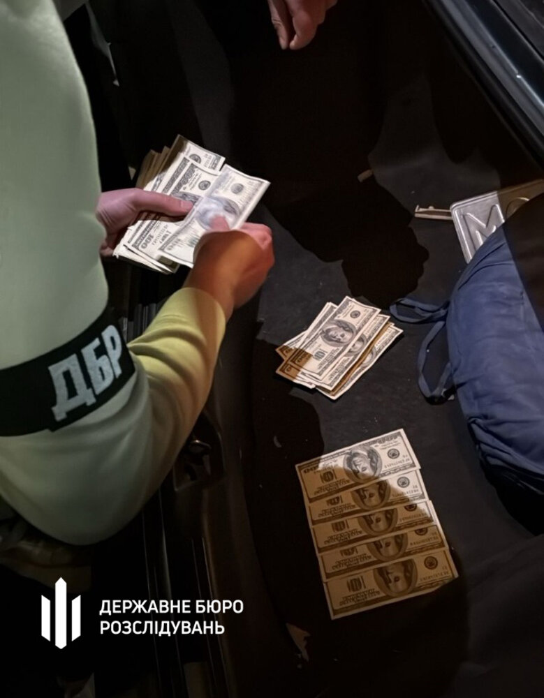 В Одесі затримали правоохоронця за схему зі списання з військового обліку