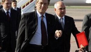 Сегодня Ющенко посетит место фосфорной аварии