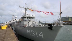 Україна отримала протимінний корабель від Нідерландів. ФОТОрепортаж