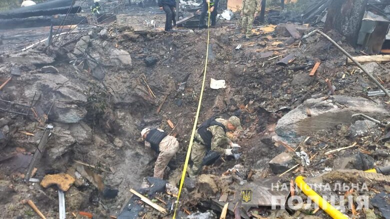 Последствия вражеских обстрелов в Киевском районе Харькова, - Нацполиция 08