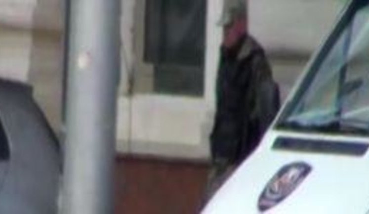 Deputy governor's family store guarded by 'DPR' militants. VIDEO