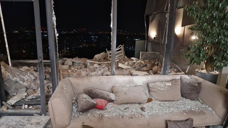 У Києві працювала ППО, уламки шахеда впали на будинок у Солом’янському районі, - КМВА 02 У Києві працювала ППО, уламки шахеда впали на будинок у Солом’янському районі, - КМВА 02