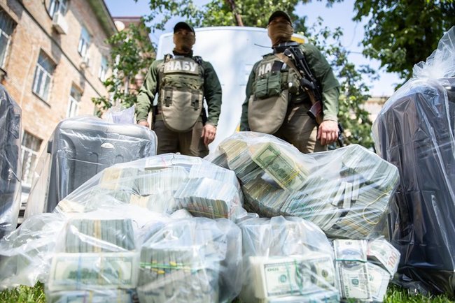Суперхабар у $6 мільйонів: хто допомагав хабарникам в ОП, ГПУ і дістав кеш 02