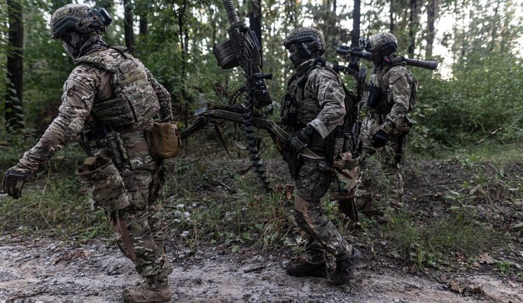Ukrainian military has landed in Crimea, - Defence Inteligence