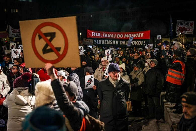 У Братиславі протестували проти проросійської політики Фіцо