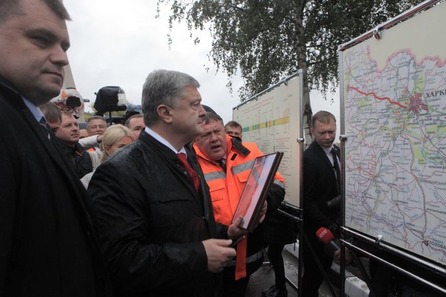 Порошенко открыл дорогу Харьков - Ахтырка 03