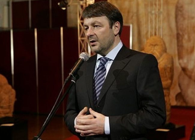 Кто заработал на орехи 02