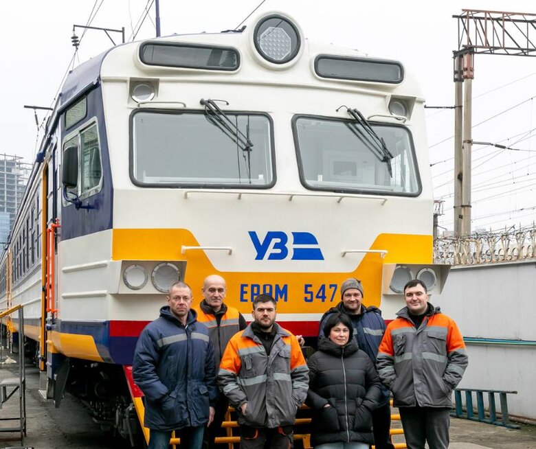 "Укрзалізниця" відремонтувала першу в цьому році електричку