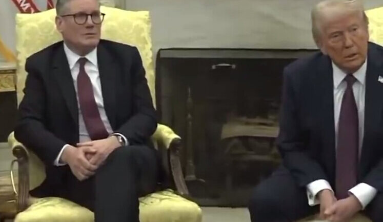 Трамп "не може повірити", що назвав Зеленського диктатором. ВIДЕО