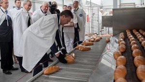 "Кулиничи" Николая Азарова по-прежнему монополист на хлебном рынке. Что делать?