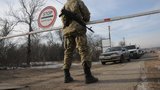 Заблоковані через карантин на окупованих територіях українці можуть повернутися додому, – Резніков