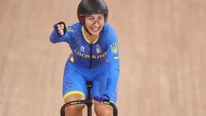 Украинка Старикова выиграла серебро в индивидуальном спринте на велотреке в Токио. ФОТО