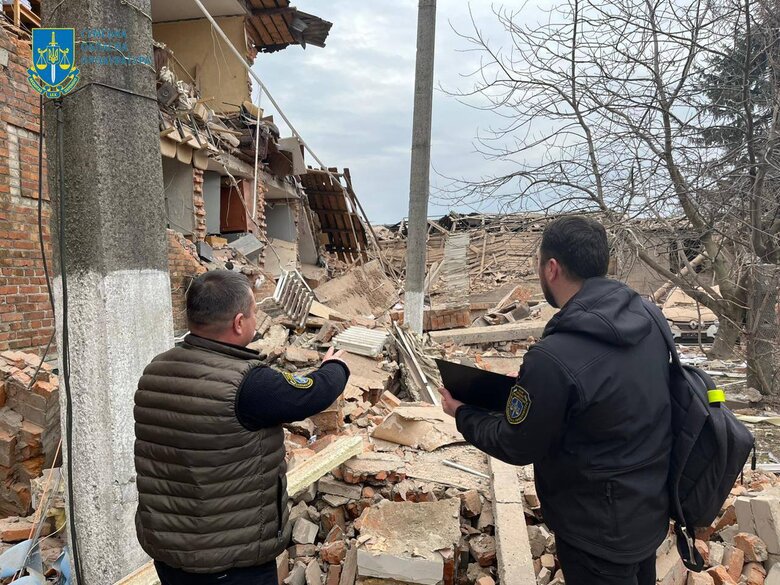 Consequences of massive shelling of Sumy region: police building was completely destroyed 02
