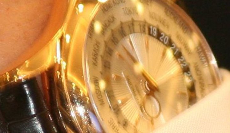 Замминистра инфраструктуры покрасовался в Patek Philippe за $ 47 000 из коллекции 2013 года. ФОТОрепортаж