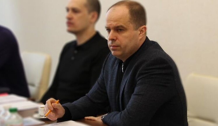 Батько заступника генпрокурора Мустеци на початку повномасштабного вторгнення вивіз за кордон понад $1 млн, - розслідування