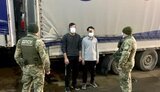 Двое сирийцев за $6 тыс. пытались незаконно попасть в Украину, спрятавшись среди груза на теплоходе. Их отправили обратно в Турцию, - Госпогранслужба. ВИДЕО