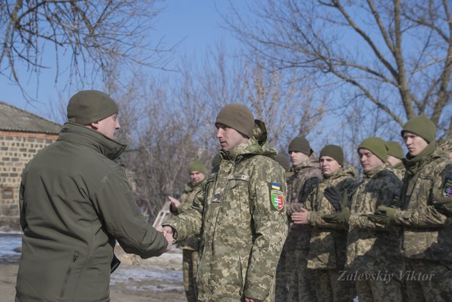 У районі проведення ООС нагородили морпіхів 09