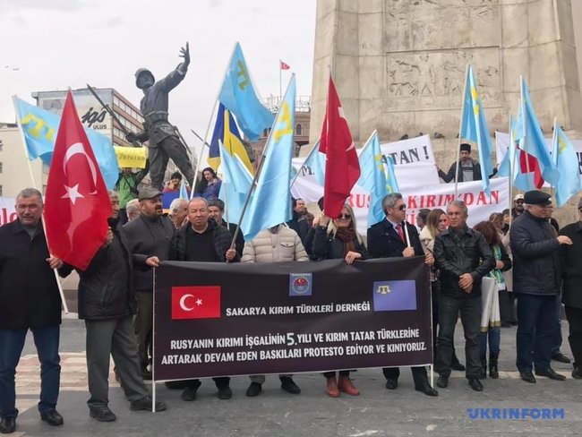 Митинг против оккупации Крыма прошел в Анкаре 06