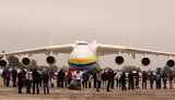 Грандиозное авиашоу под Киевом: в небо поднялся самый огромный в мире самолет. ФОТОрепортаж