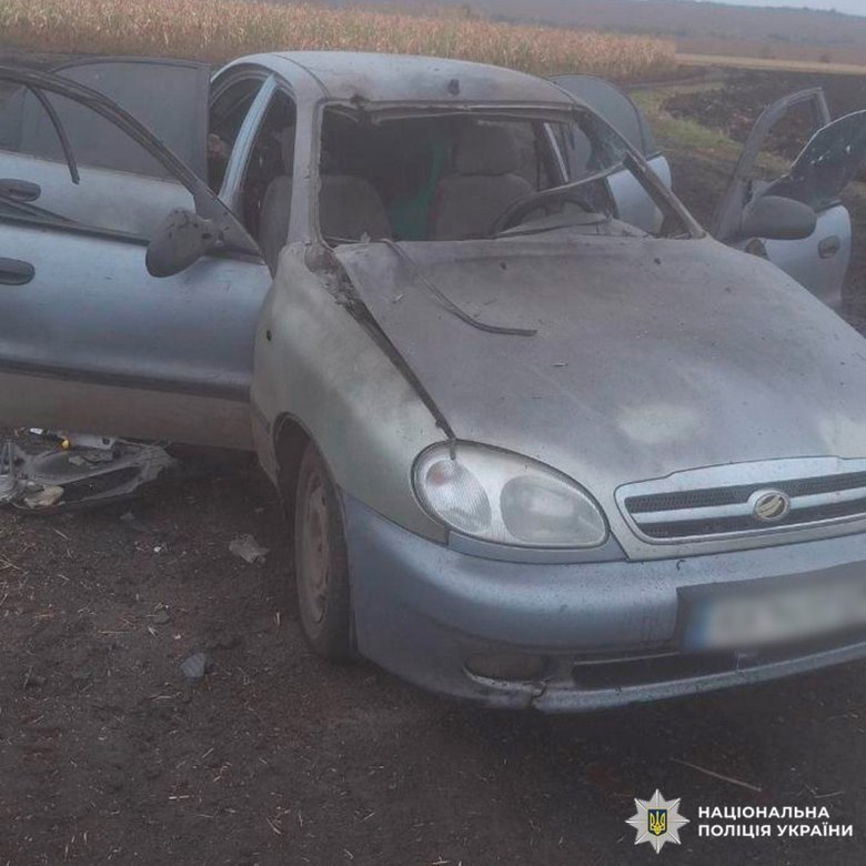 рф ударила по автомобілю біля Золочева