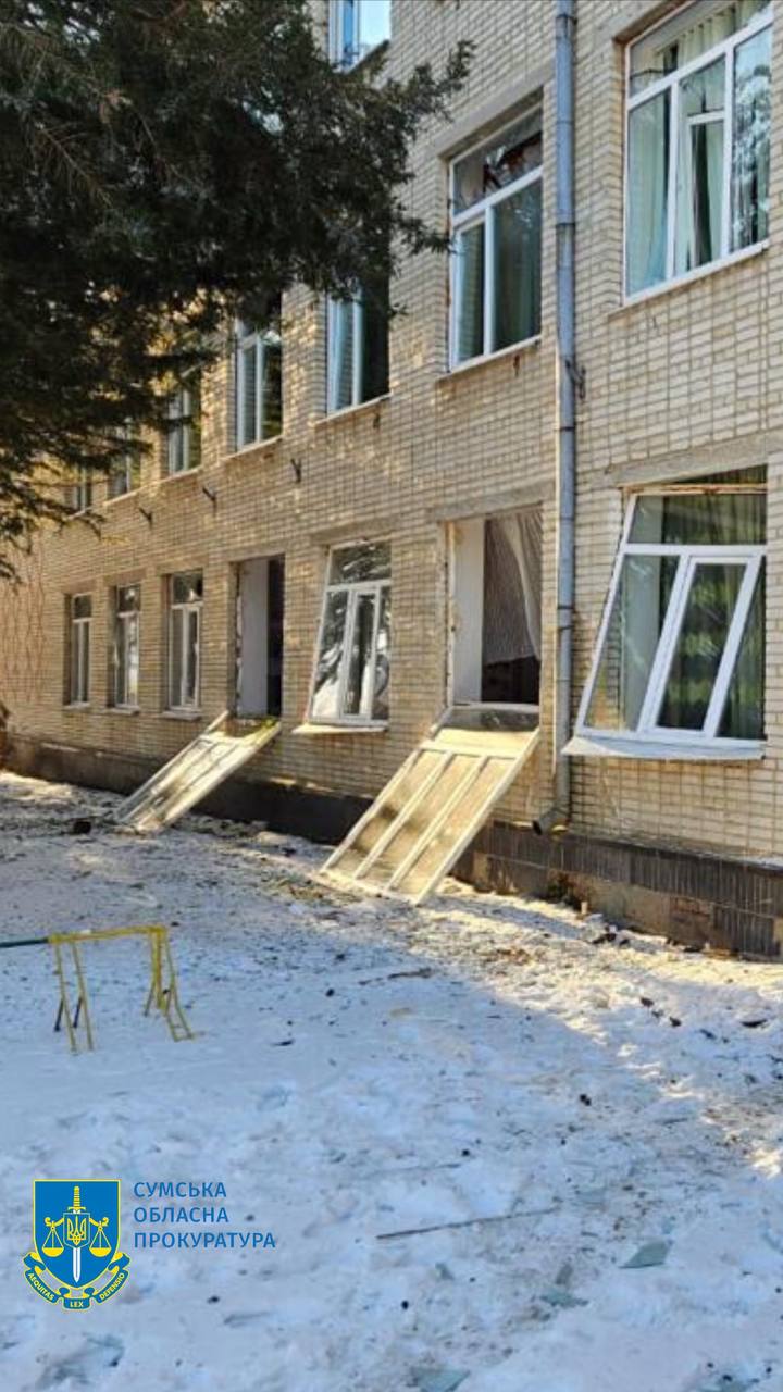 Унаслідок ракетного удару РФ по Великописарівській громаді на Сумщині пошкоджено низку об’єктів цивільної інфраструктури 02 Унаслідок ракетного удару РФ по Великописарівській громаді на Сумщині пошкоджено низку об’єктів цивільної інфраструктури 02