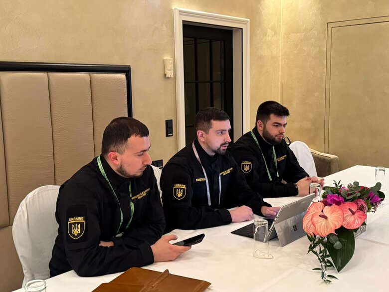дрон