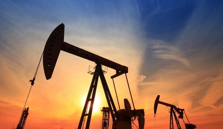 Світові ціни на нафту продовжують падати після переговорів у Білому домі, – Reuters