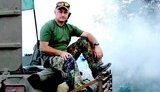 Дуже потрібен надійний "рамник" 4х4. Хреново добиратися вночі по коліно в багнюці на старому хирлявому УАЗику, - офіцер ЗСУ Мельниченко