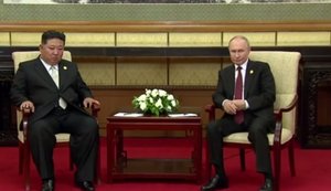 Трамп - Сі Цзіньпіну: Передайте вітання Путіну та Кім Чен Ину, які плетуть змову проти США