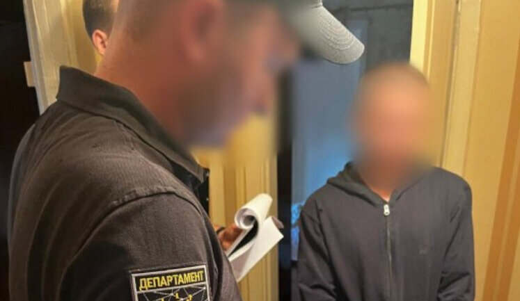 Привласнювали донати на ЗСУ: у Черкасах затримано пару, яка видавала себе за журналіста через фейковий телеграм-канал, - Нацполіція. ФОТО