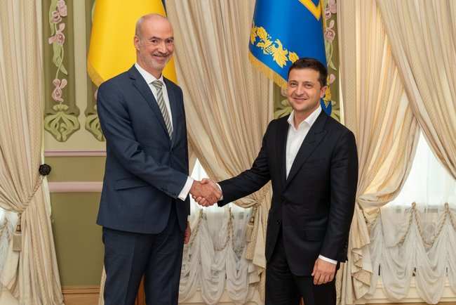 Zelenskyi receives credentials from ambassadors of European states 02