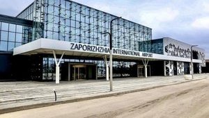 Пасажир рейсу "Запоріжжя - Анталія" "замінував" літак, евакуювали 180 осіб, - поліція