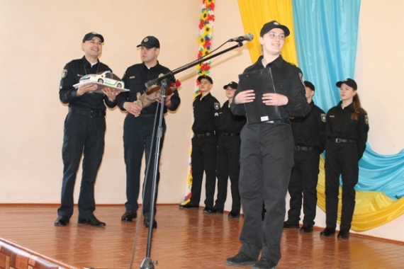 Перший в Україні шкільний патруль з'явився на Закарпатті 03 Перший в Україні шкільний патруль з'явився на Закарпатті 03