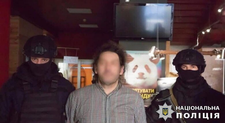 Фотографа засуджено за злочини проти неповнолітніх